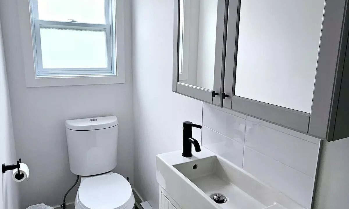 Photo of Bathroom in Rawdon