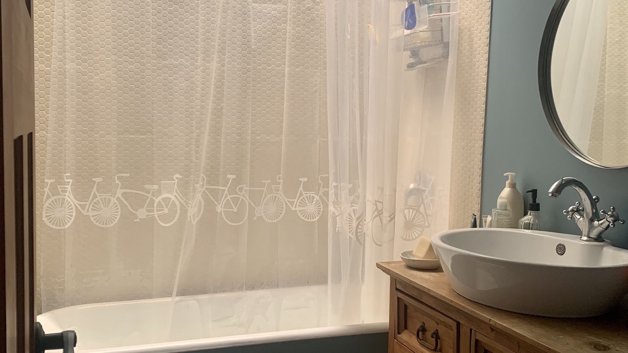 Photo of Bathroom in Parc Molson