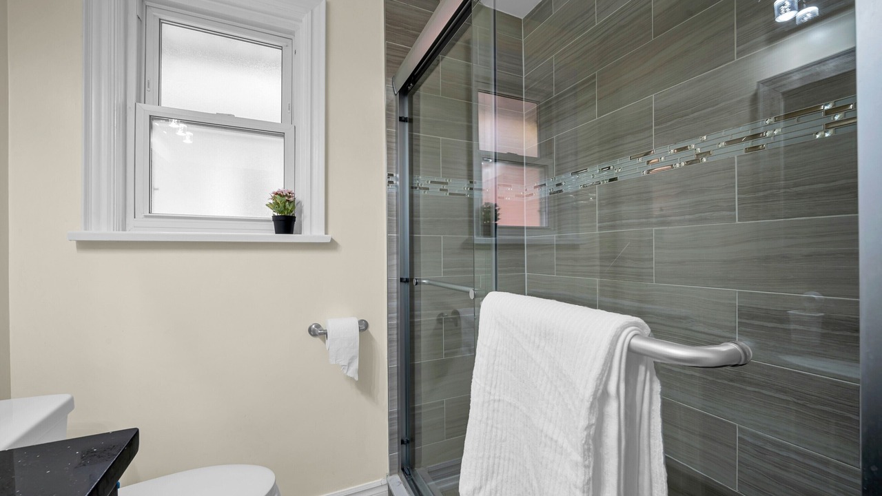 Photo of Bathroom in Newtonbrook