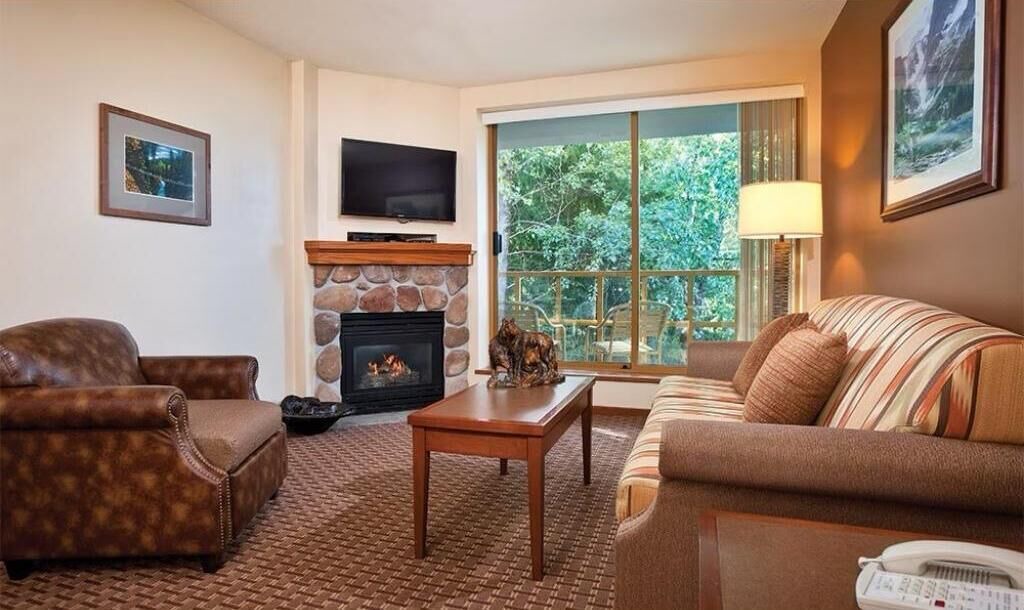 Photo of Livingroom in Whistler Cay Heights