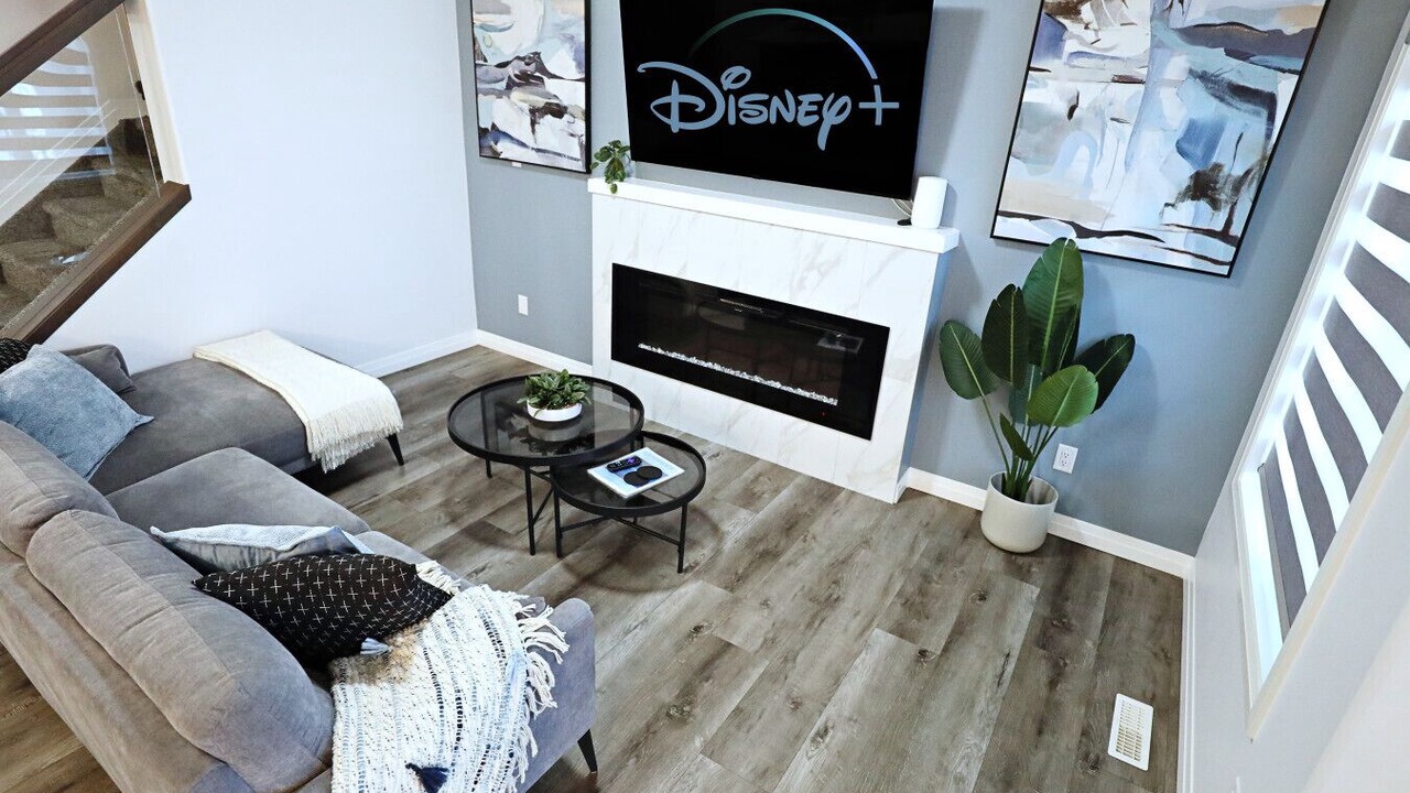 Photo of Livingroom in Southwest Edmonton
