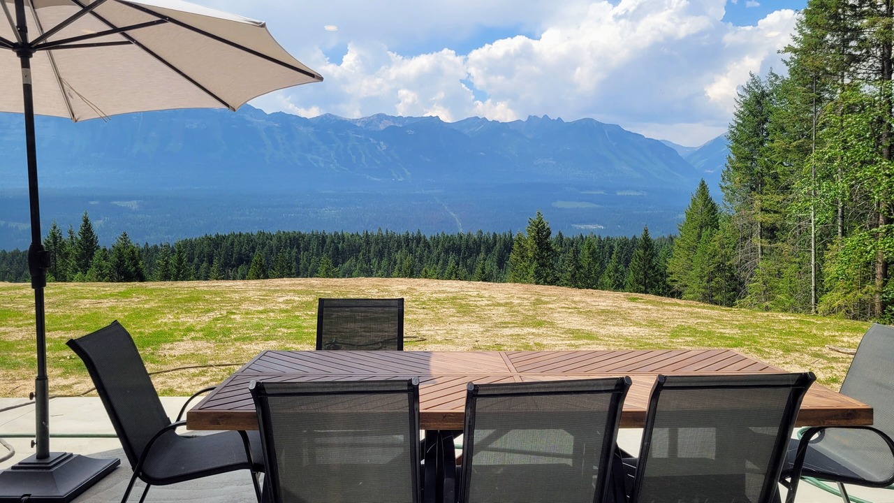 Photo of Outdoor in Golden
