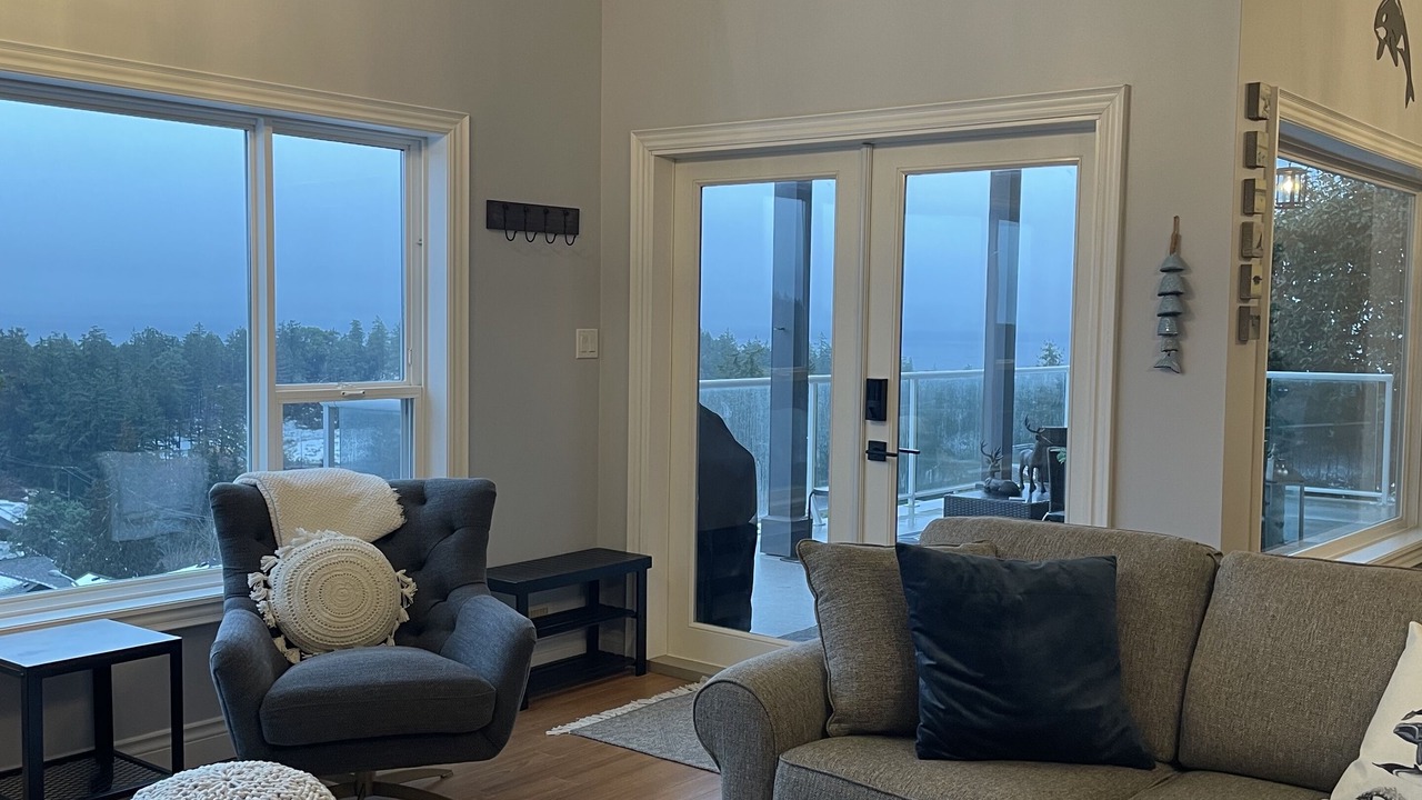 Photo of Livingroom in Regional District of Nanaimo