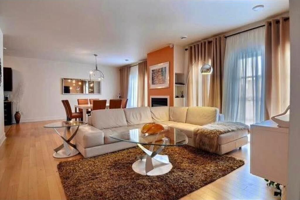 Photo of Livingroom in Charlemagne