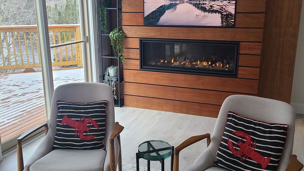 Photo of Livingroom in Halifax County