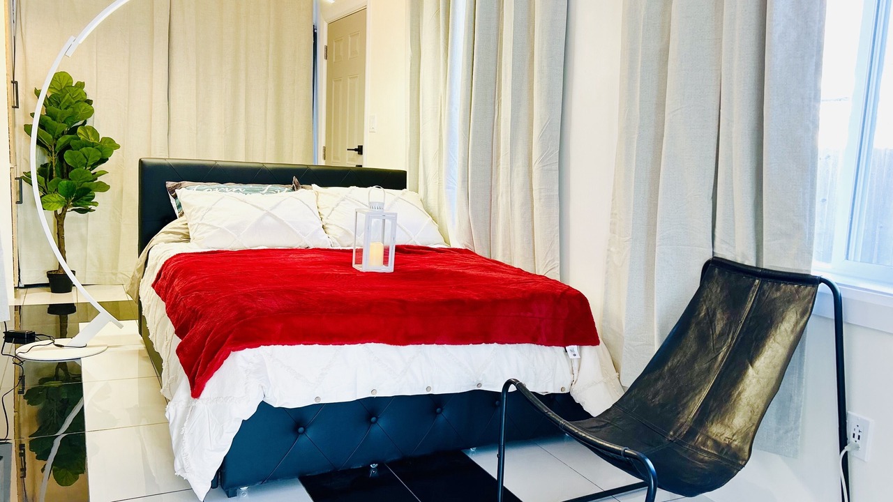 Photo of Bedroom in Belleville