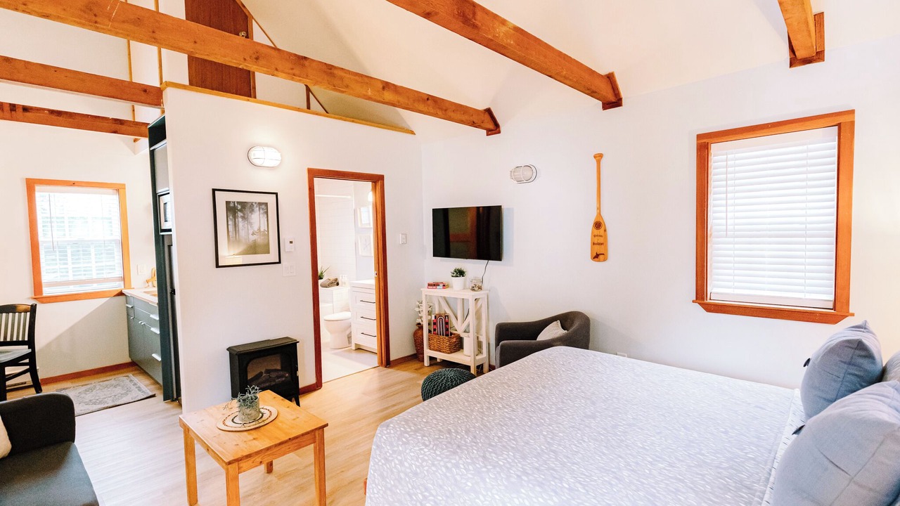 Photo of Bedroom in Ucluelet