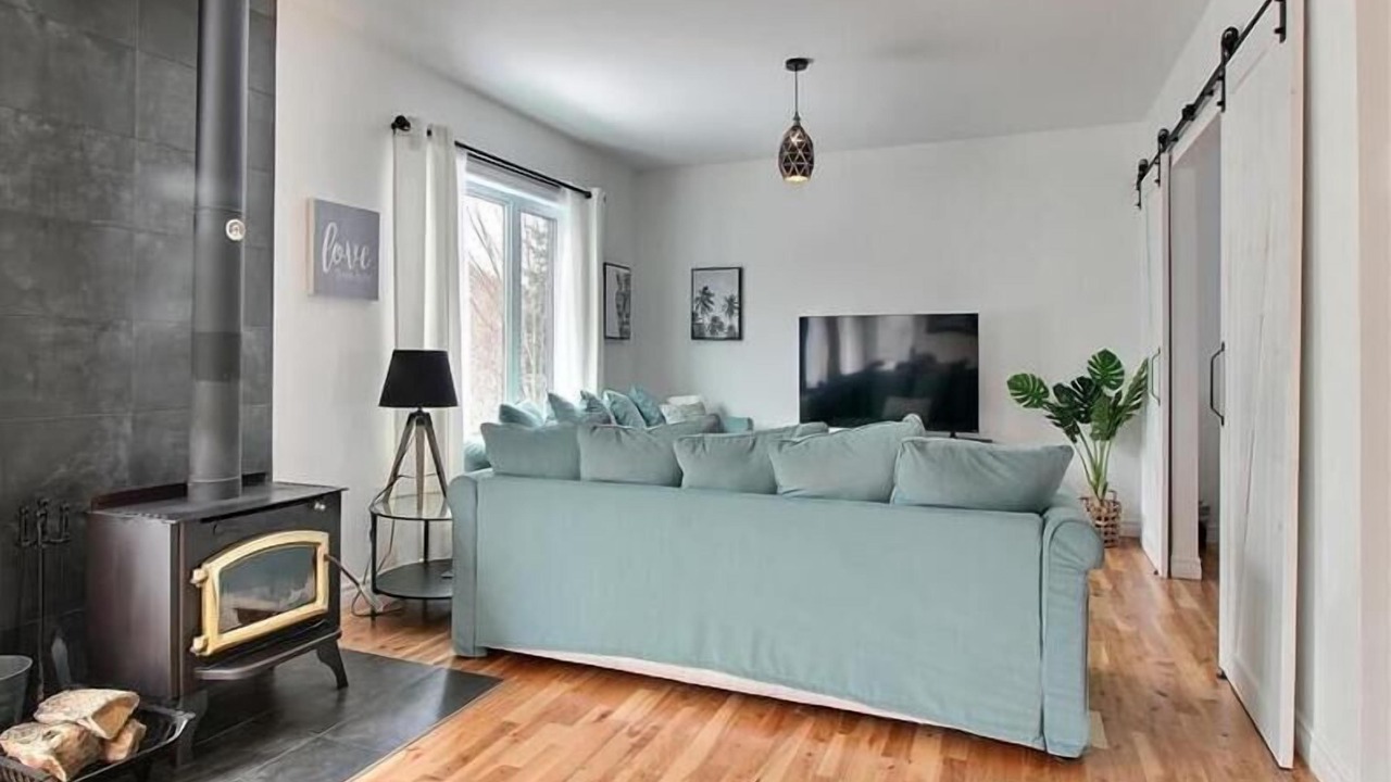 Photo of Livingroom in Notre-Dame-Auxiliatrice-de-Buckland