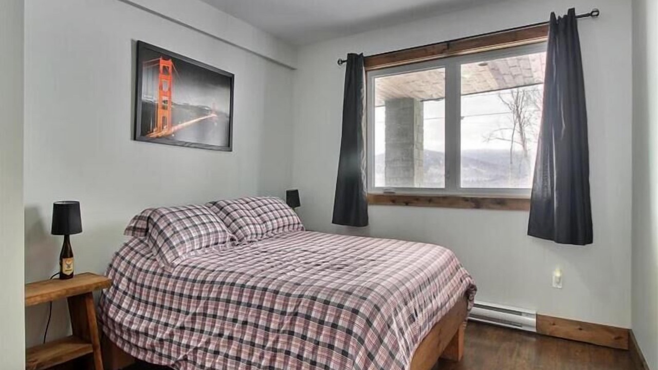 Photo of Bedroom in Saint-Philemon