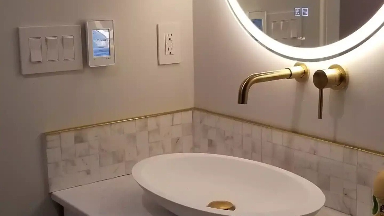 Photo of Bathroom in Oakville