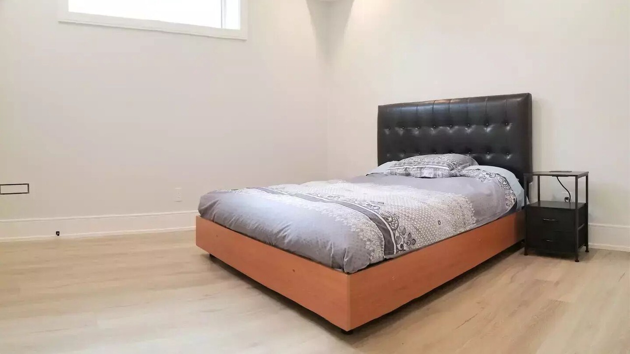 Photo of Bedroom in Oakville
