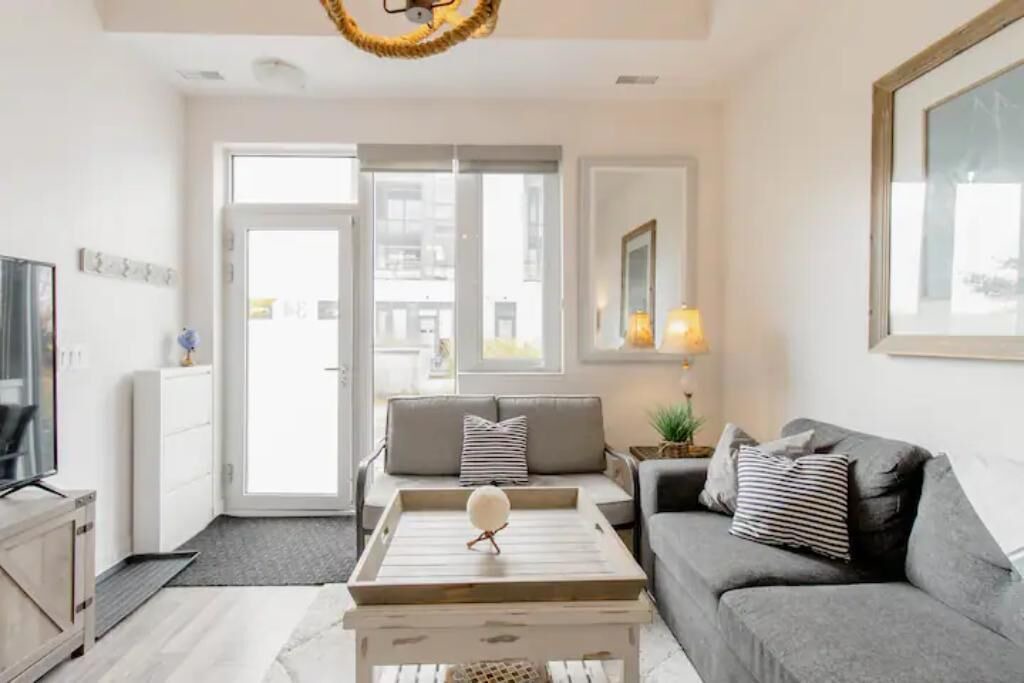 Photo of Livingroom in Innisfil