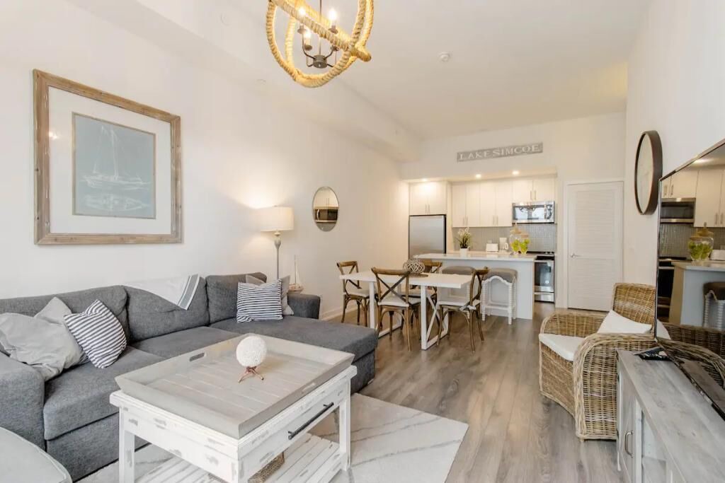 Photo of Livingroom in Innisfil