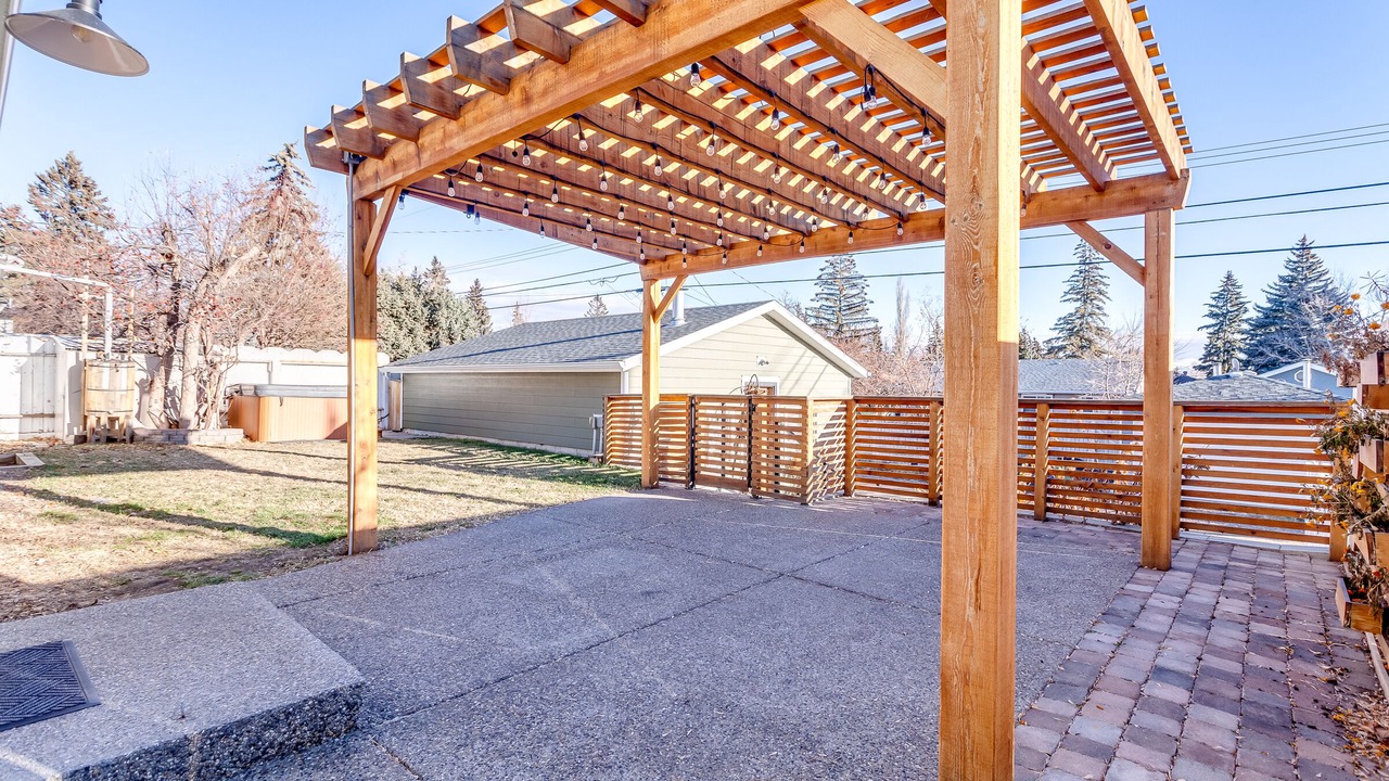 Photo of Patio Balcony in Southwest Calgary