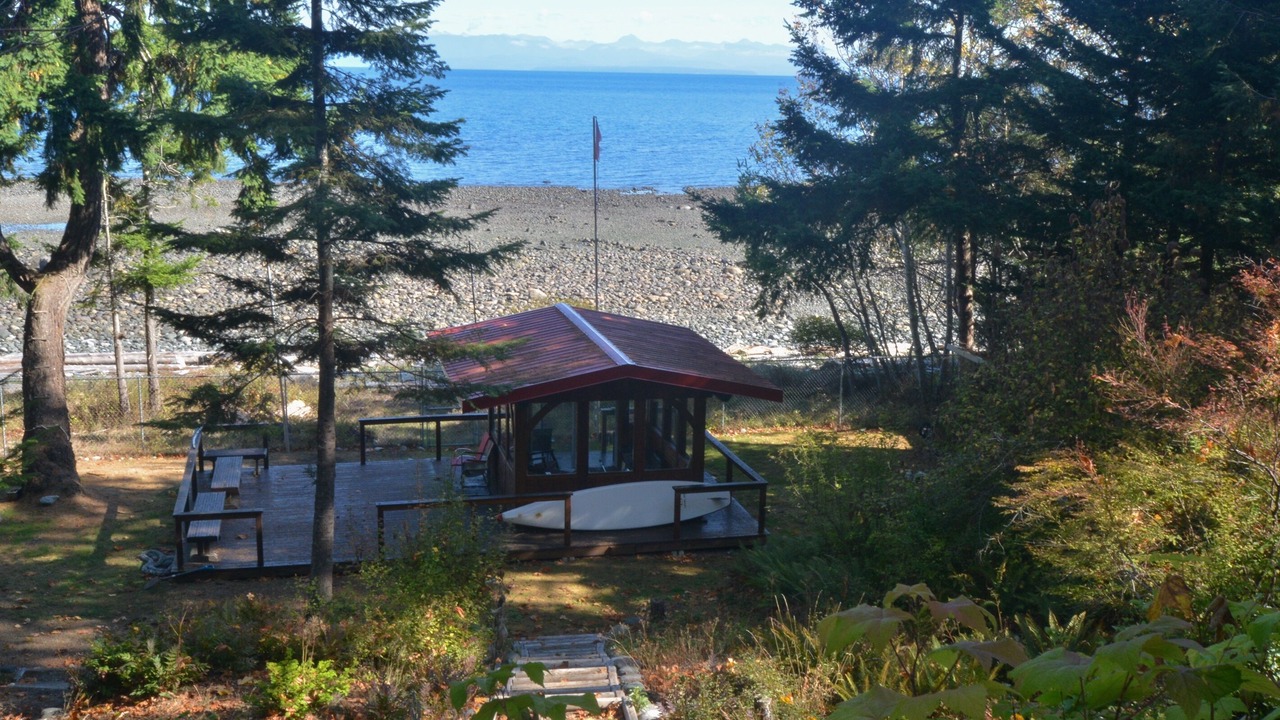 Photo of Others in Courtenay