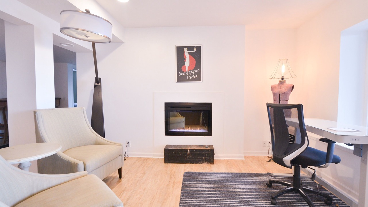 Photo of Livingroom in Courtenay