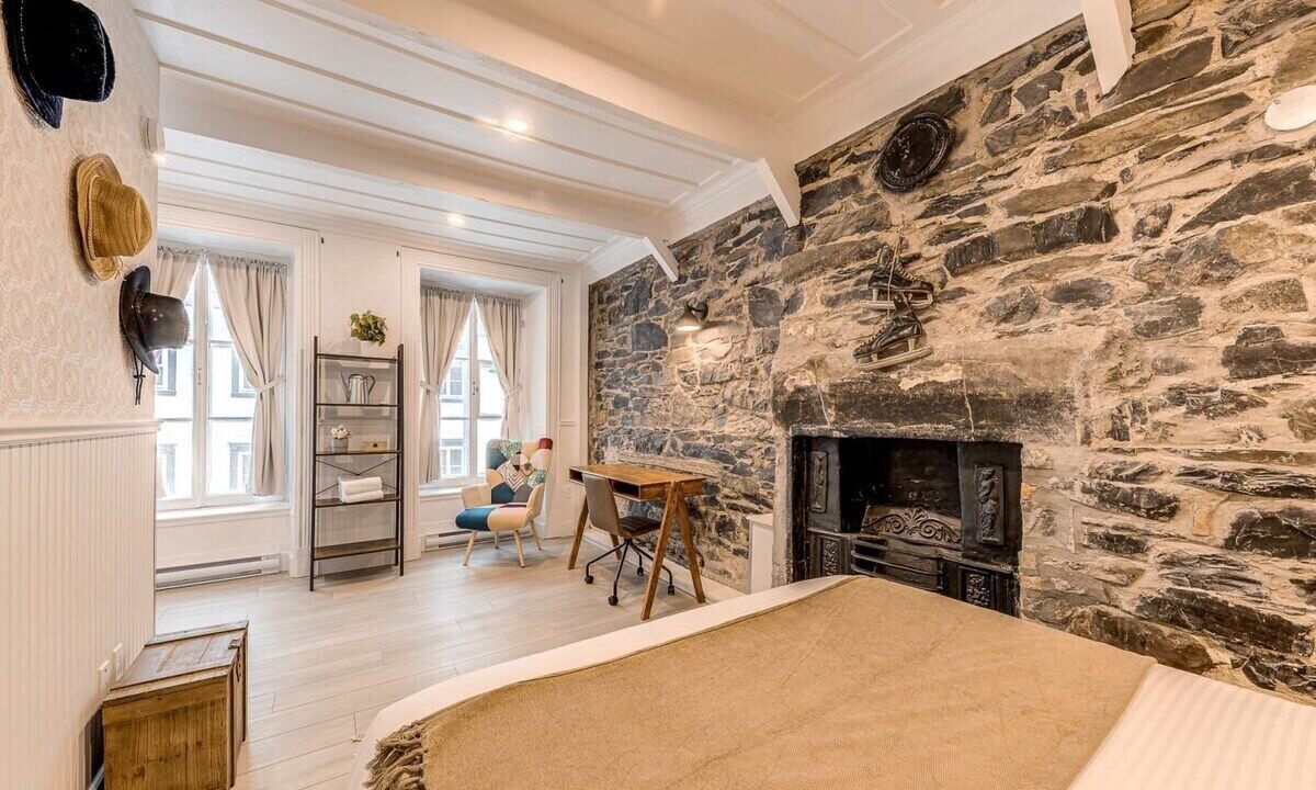 Photo of Bedroom in Vieux-Quebec-Cap-Blanc-colline Parlementaire