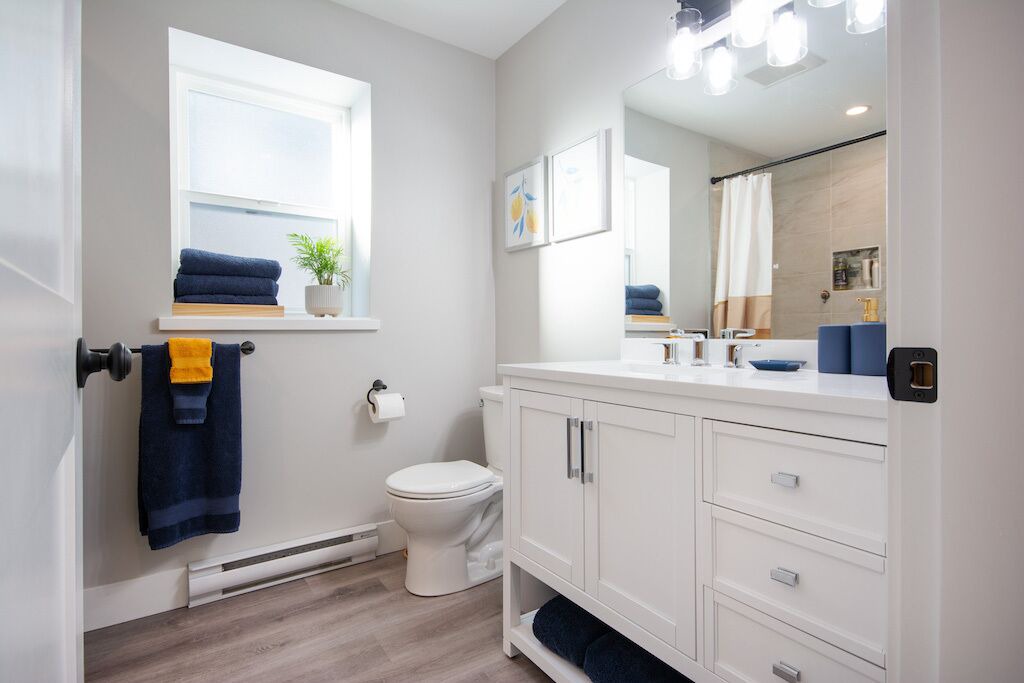 Photo of Bathroom in Courtenay