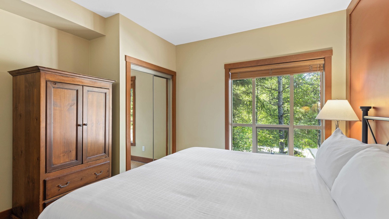 Photo of Bedroom in Blackcomb