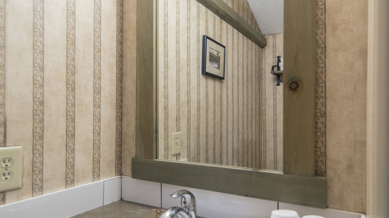 Photo of Bathroom in Banff