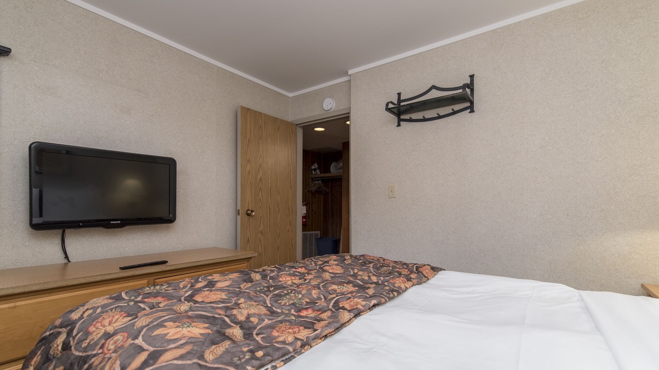 Photo of Bedroom in Banff
