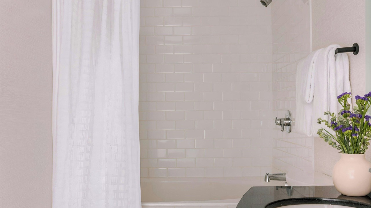 Photo of Bathroom in Davie Village