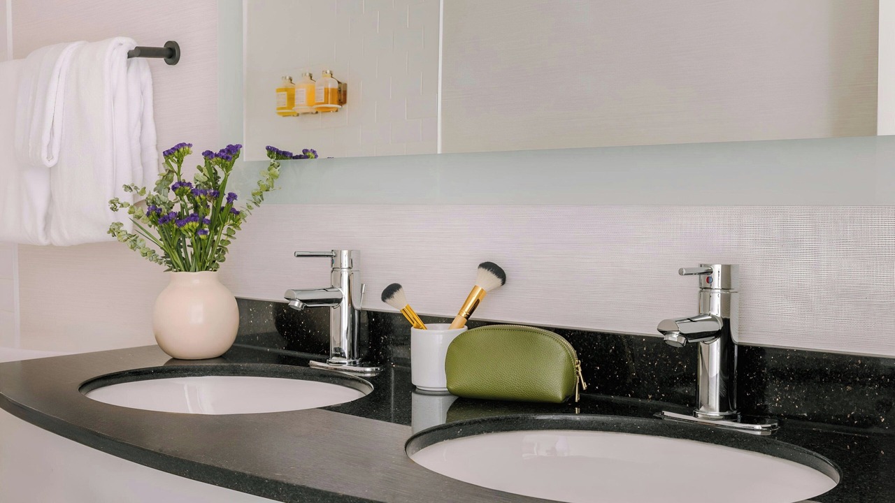 Photo of Bathroom in Davie Village