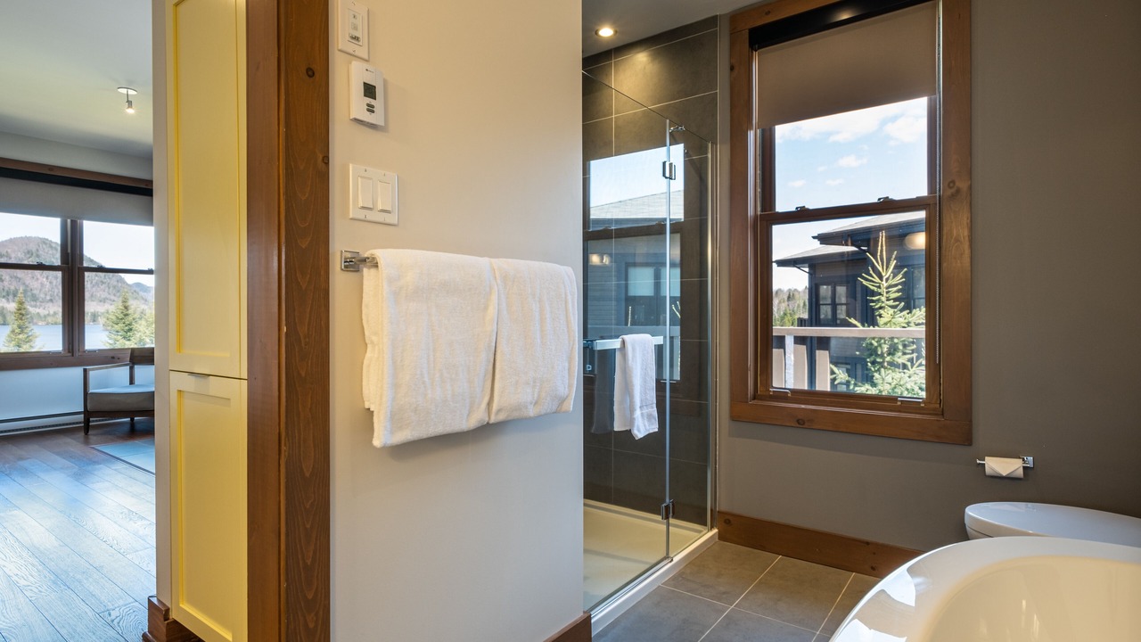 Photo of Bathroom in Lac Superieur Village