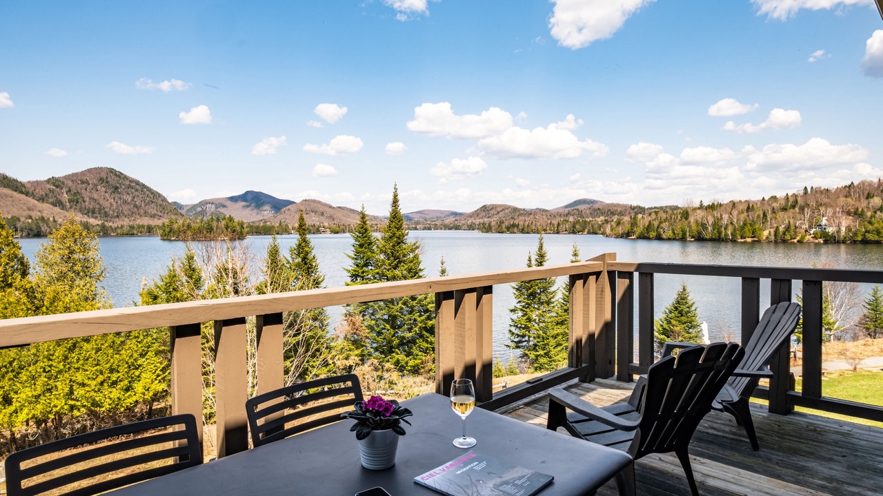 Photo of Patio Balcony in Lac Superieur Village