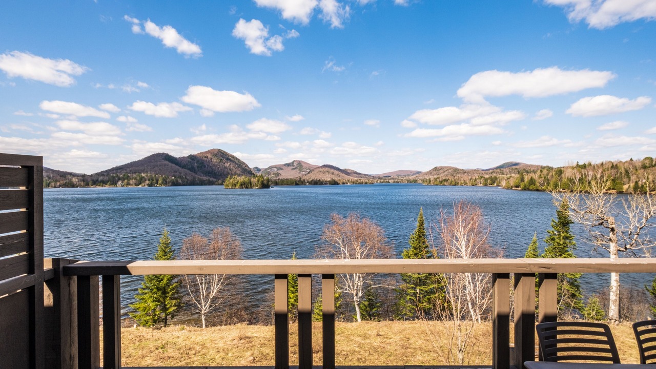 Photo of Patio Balcony in Lac Superieur Village