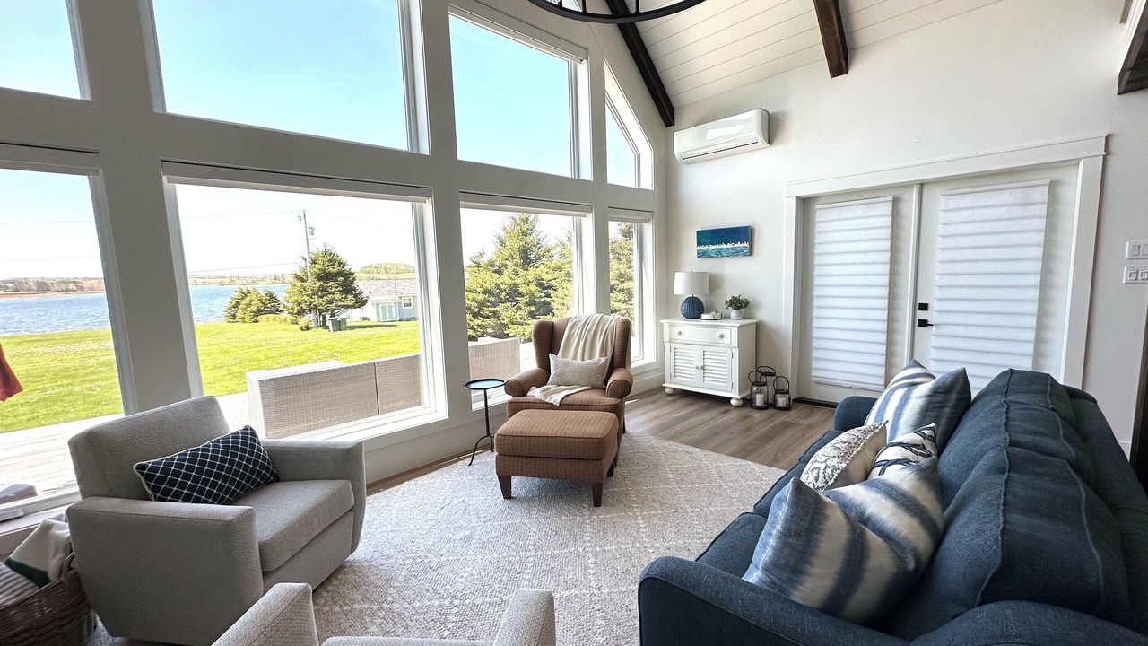 Photo of Livingroom in French River
