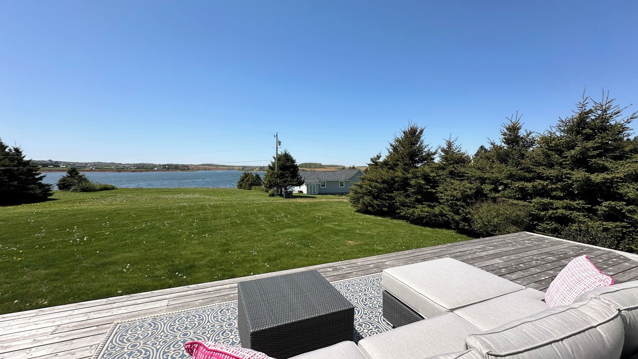 Photo of Patio Balcony in French River