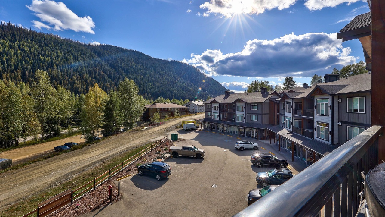 Photo of Others in Sun Peaks