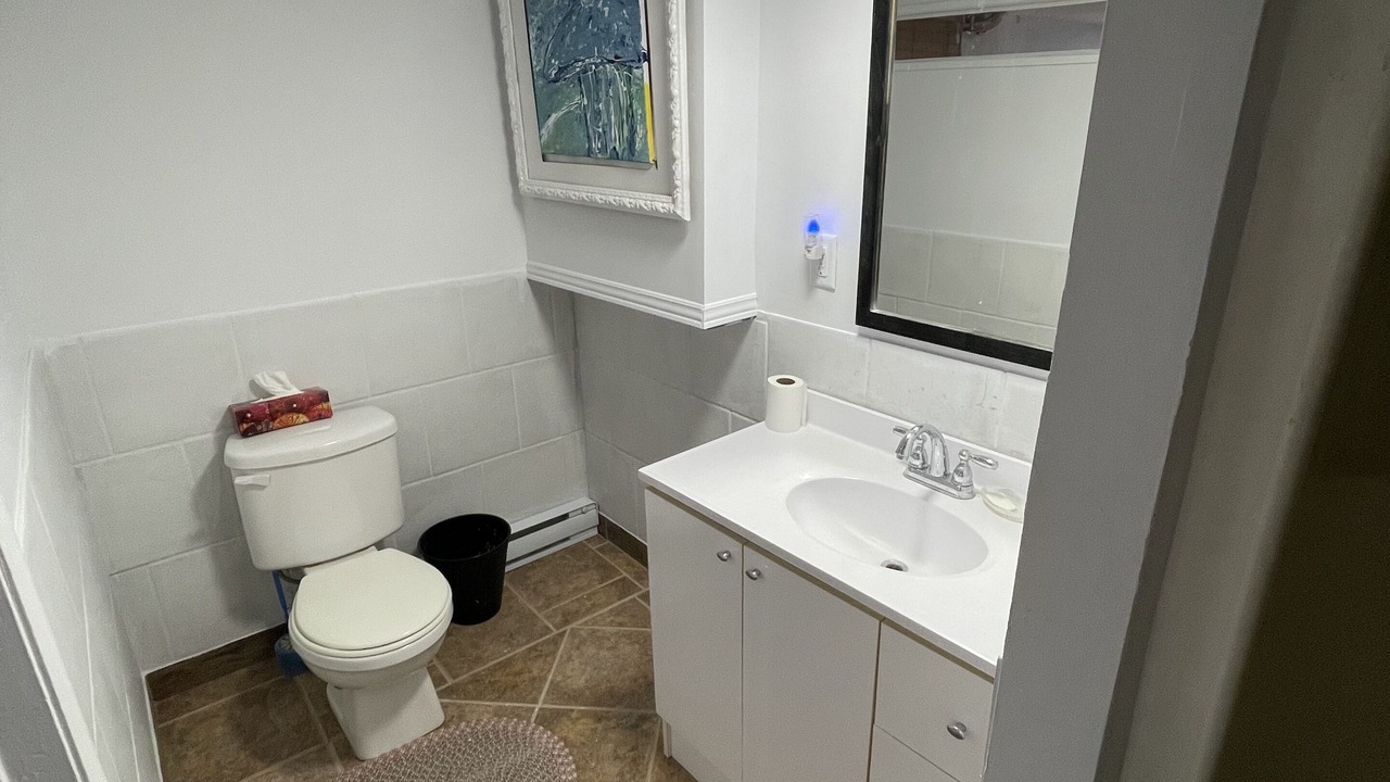 Photo of Bathroom in Terrebonne