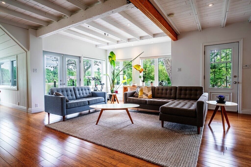 Photo of Livingroom in Boisbriand