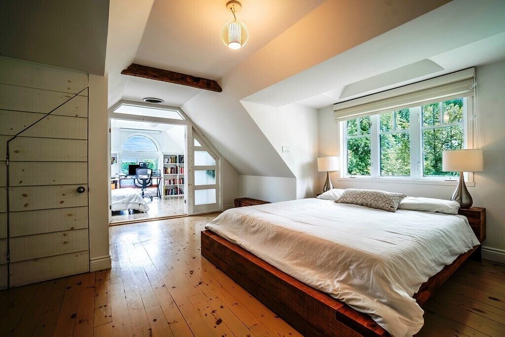 Photo of Bedroom in Boisbriand