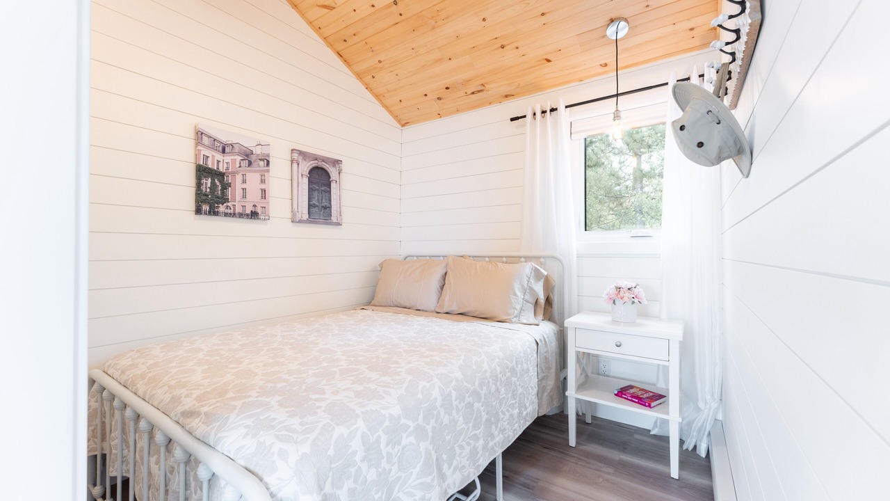 Photo of Bedroom in Manitoba