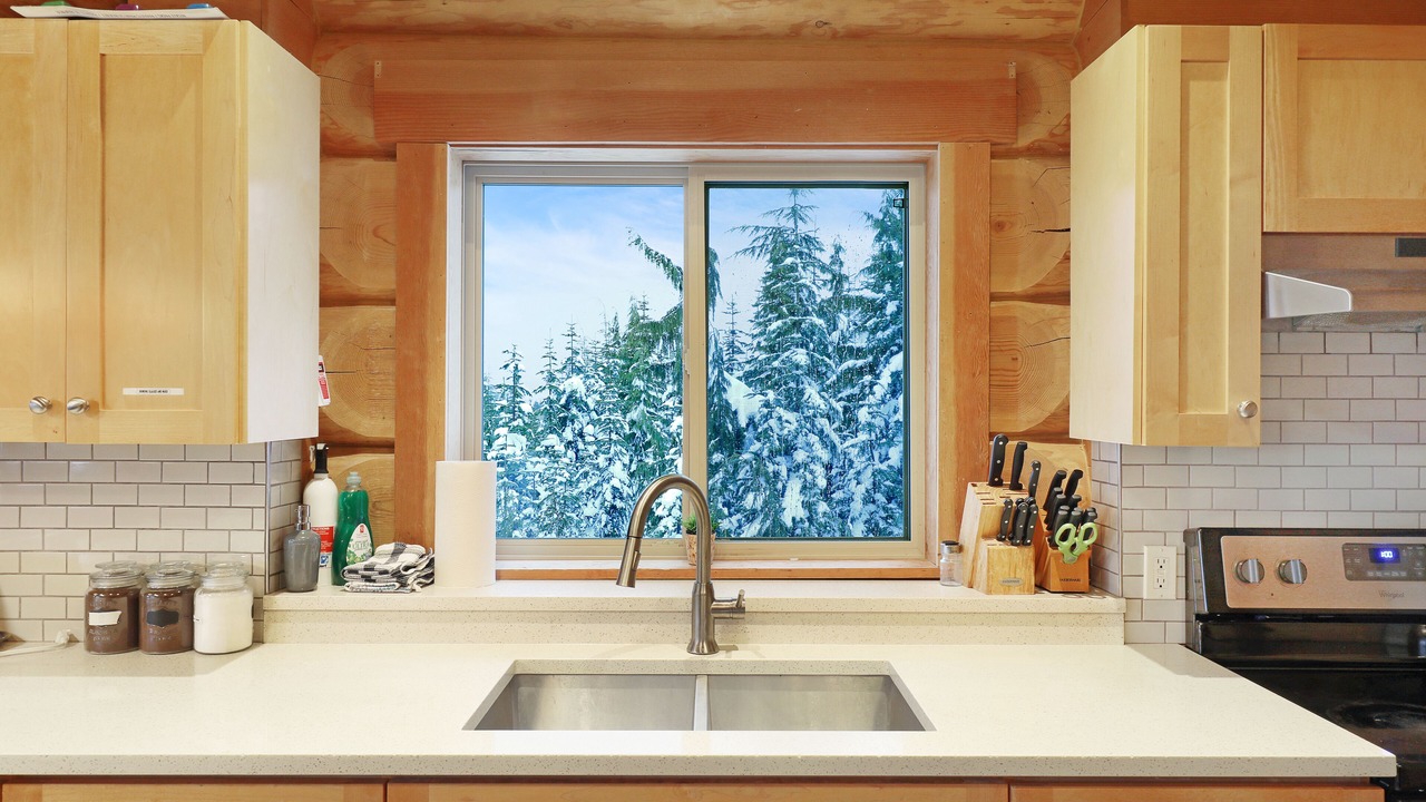 Photo of Kitchen in Courtenay