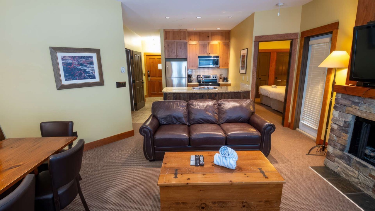 Photo of Livingroom in East Kootenay