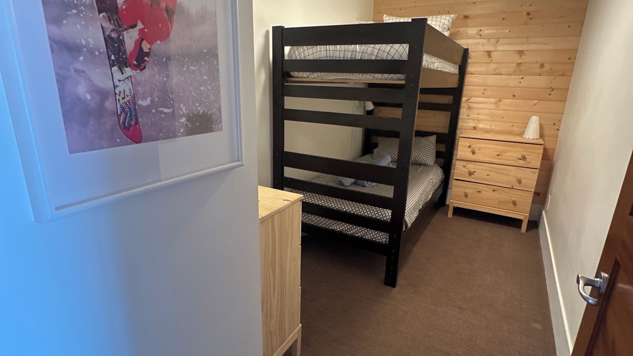 Photo of Bedroom in Big White Ski Resort