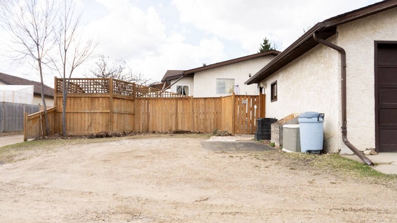 Photo of Others in Red Deer