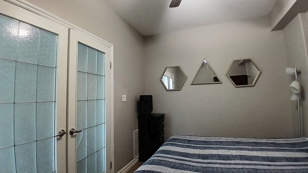 Photo of Bedroom in Kelowna Central Business District