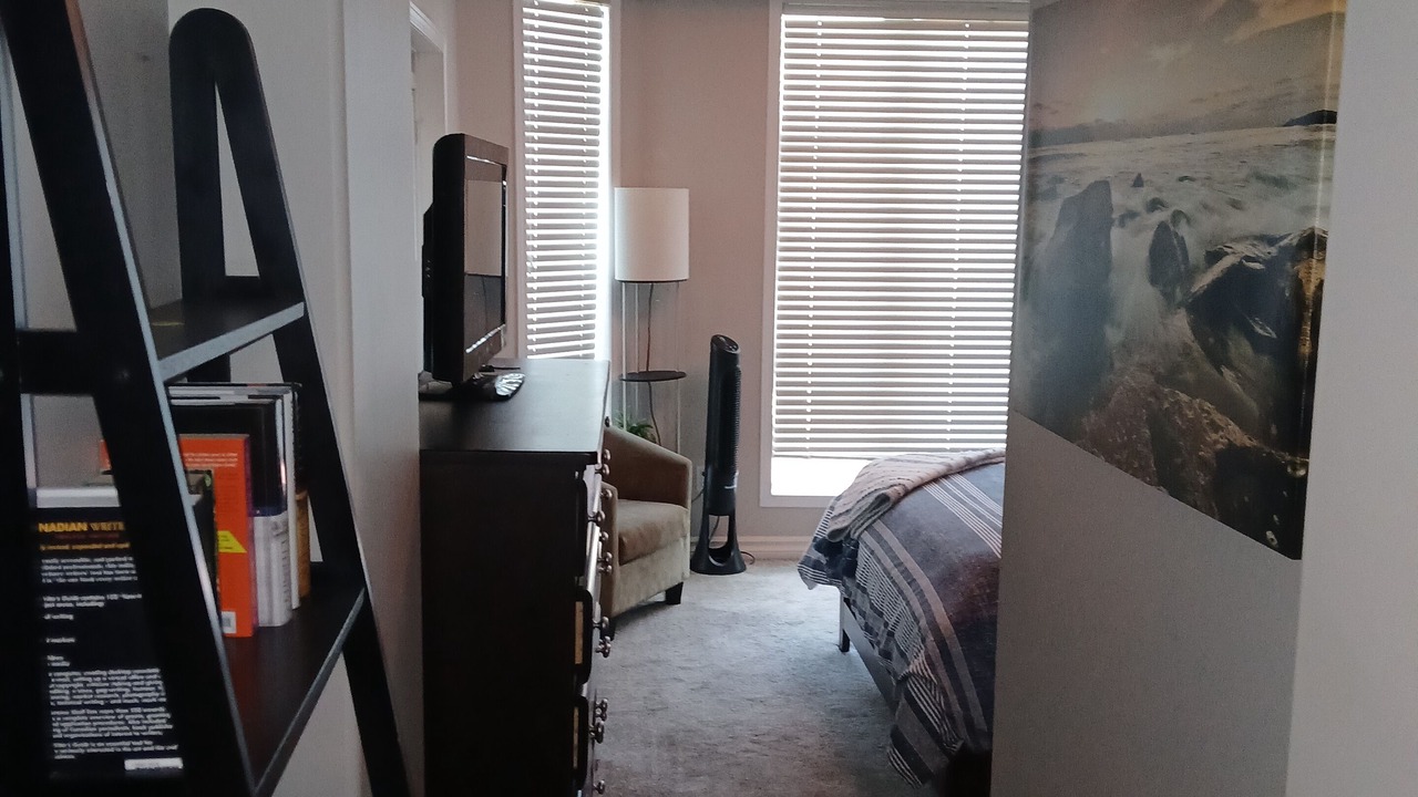 Photo of Bedroom in Kelowna Central Business District