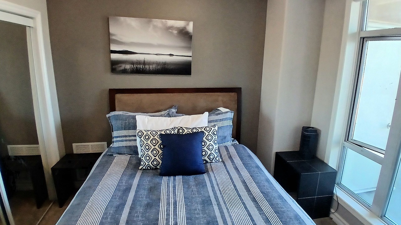 Photo of Bedroom in Kelowna Central Business District