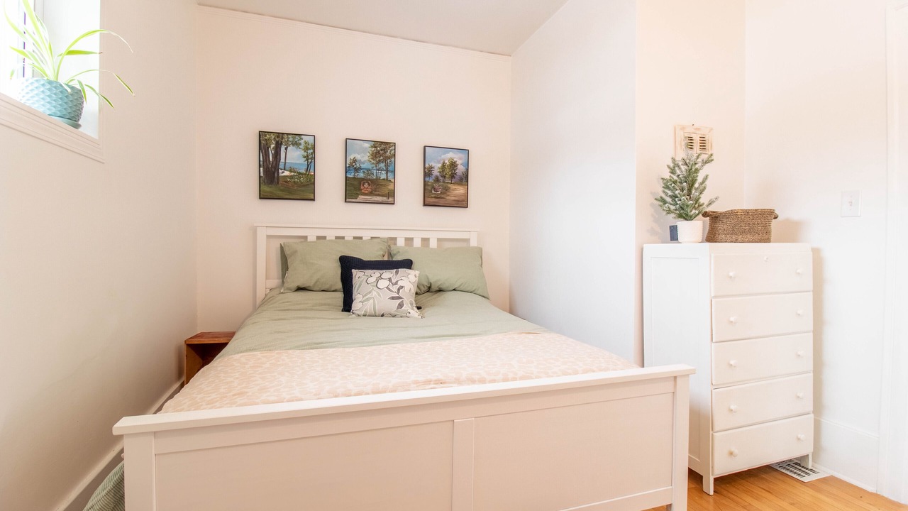 Photo of Bedroom in Gimli