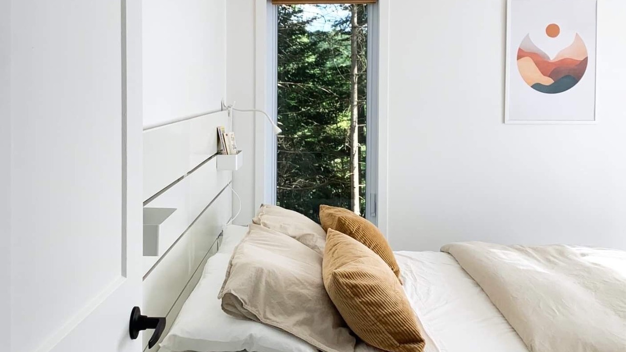 Photo of Bedroom in St-Adolphe-d'Howard