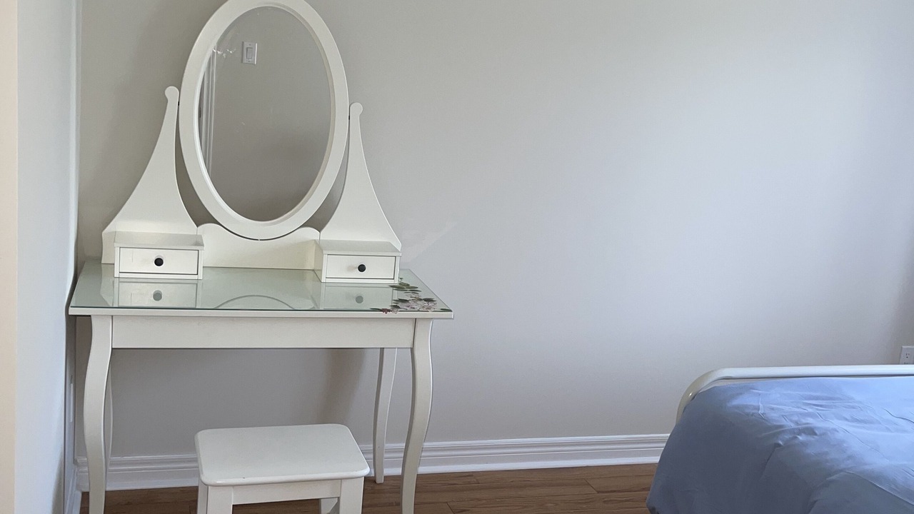 Photo of Bedroom in Newmarket