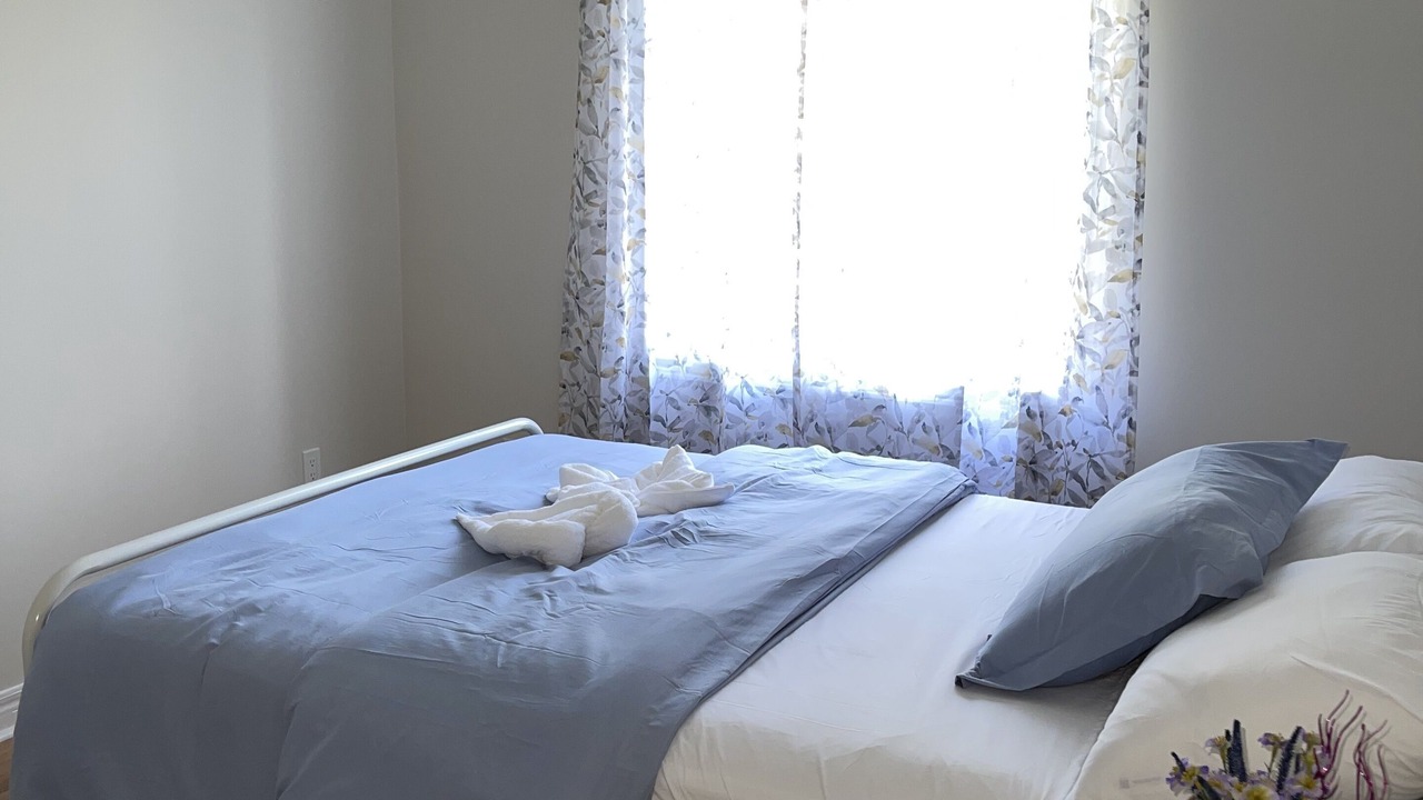 Photo of Bedroom in Newmarket