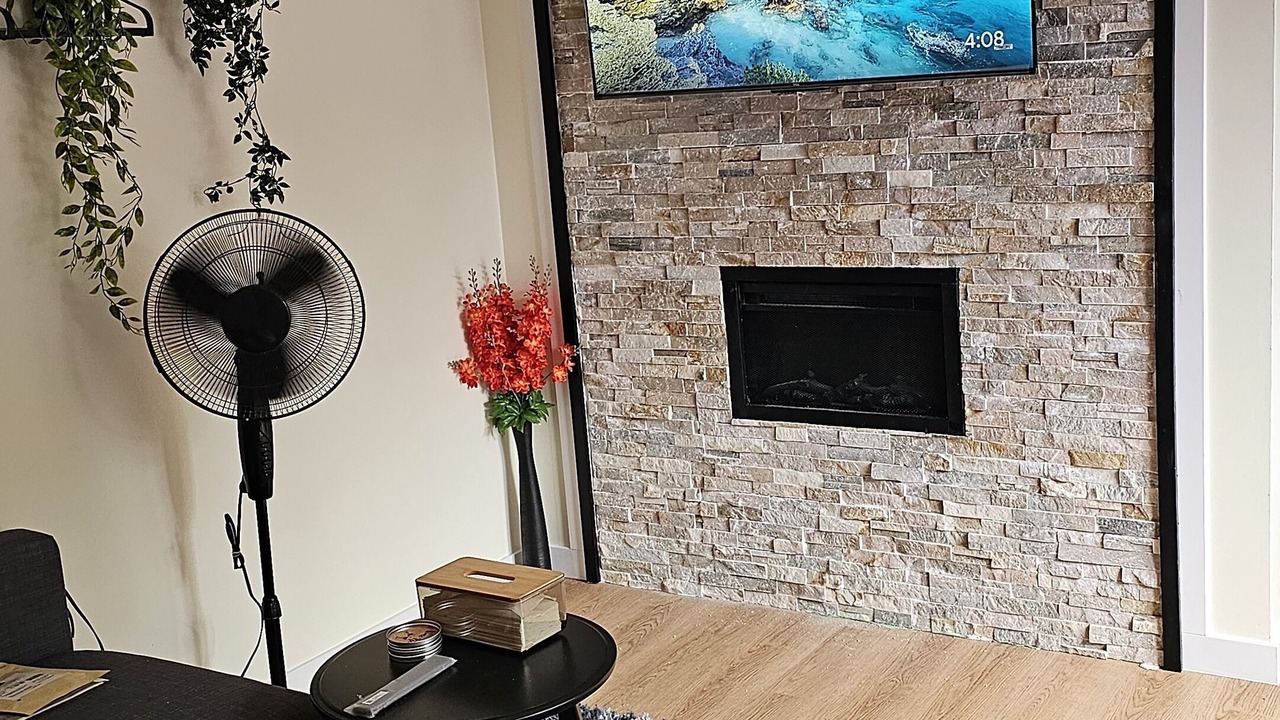 Photo of Livingroom in North End