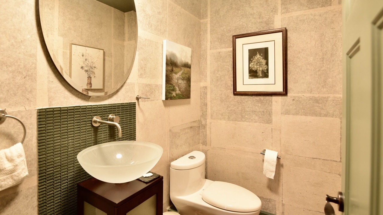 Photo of Bathroom in Maple Ridge